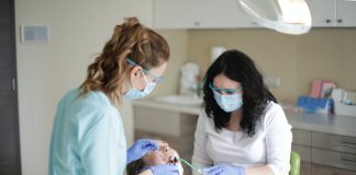 Cum poți scăpa de carii – 3 sfaturi pentru igiena ta orală