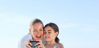 Cum să alegi cele mai bune aparate foto compacte pentru călătoriile tale