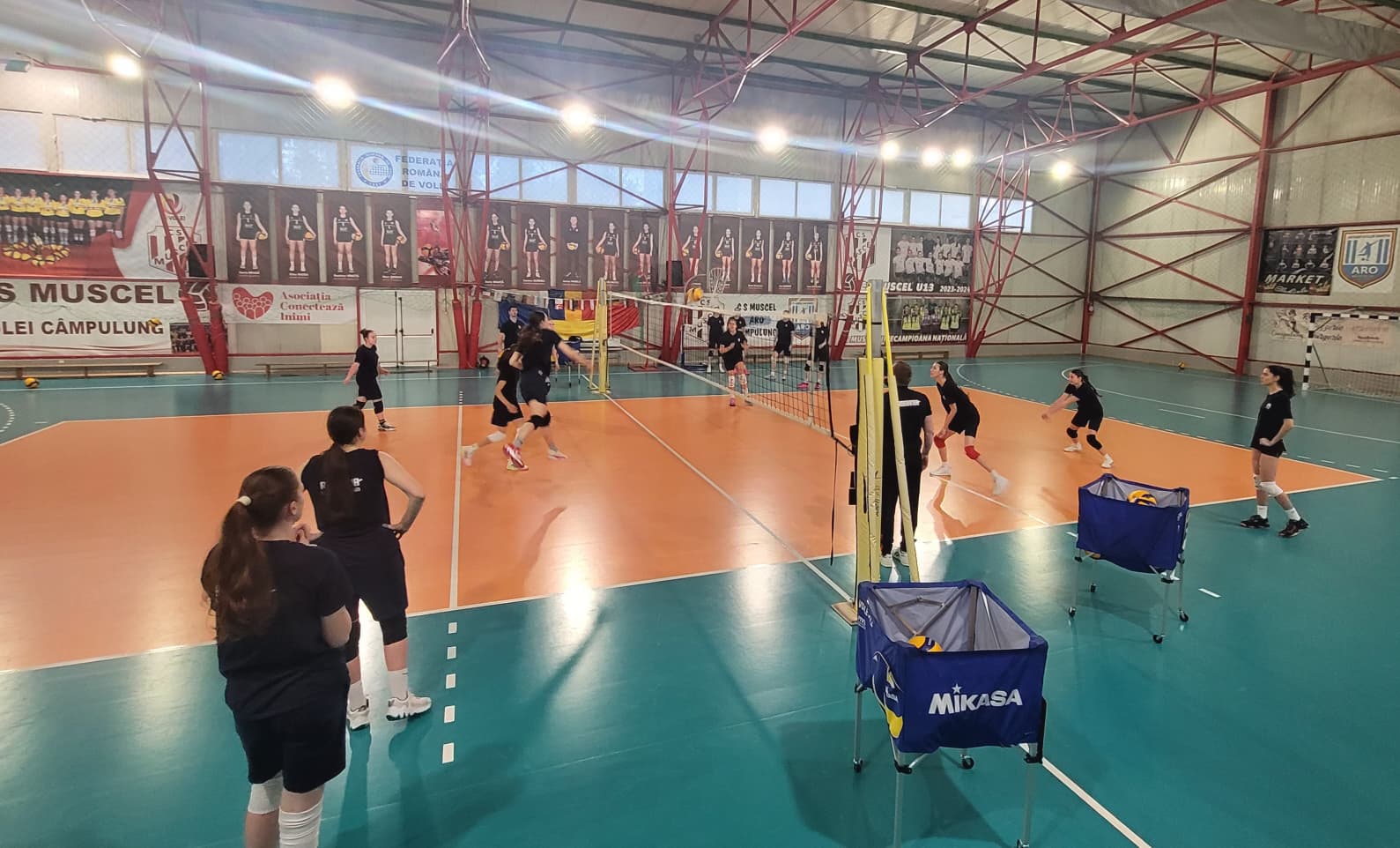 echipa-volei-feminin-2.jpeg